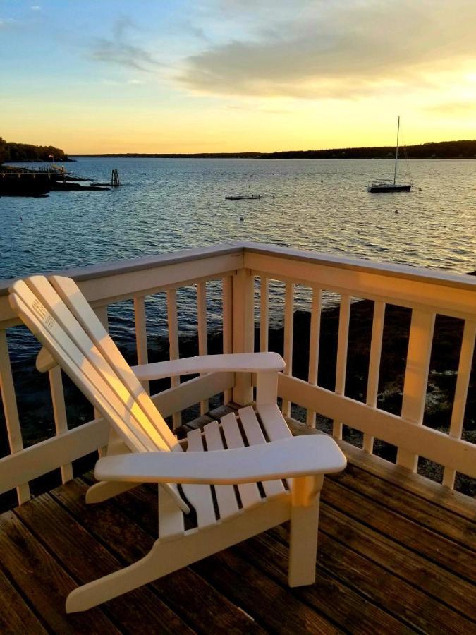 Smuggler'S Cove Inn Boothbay Exterior photo