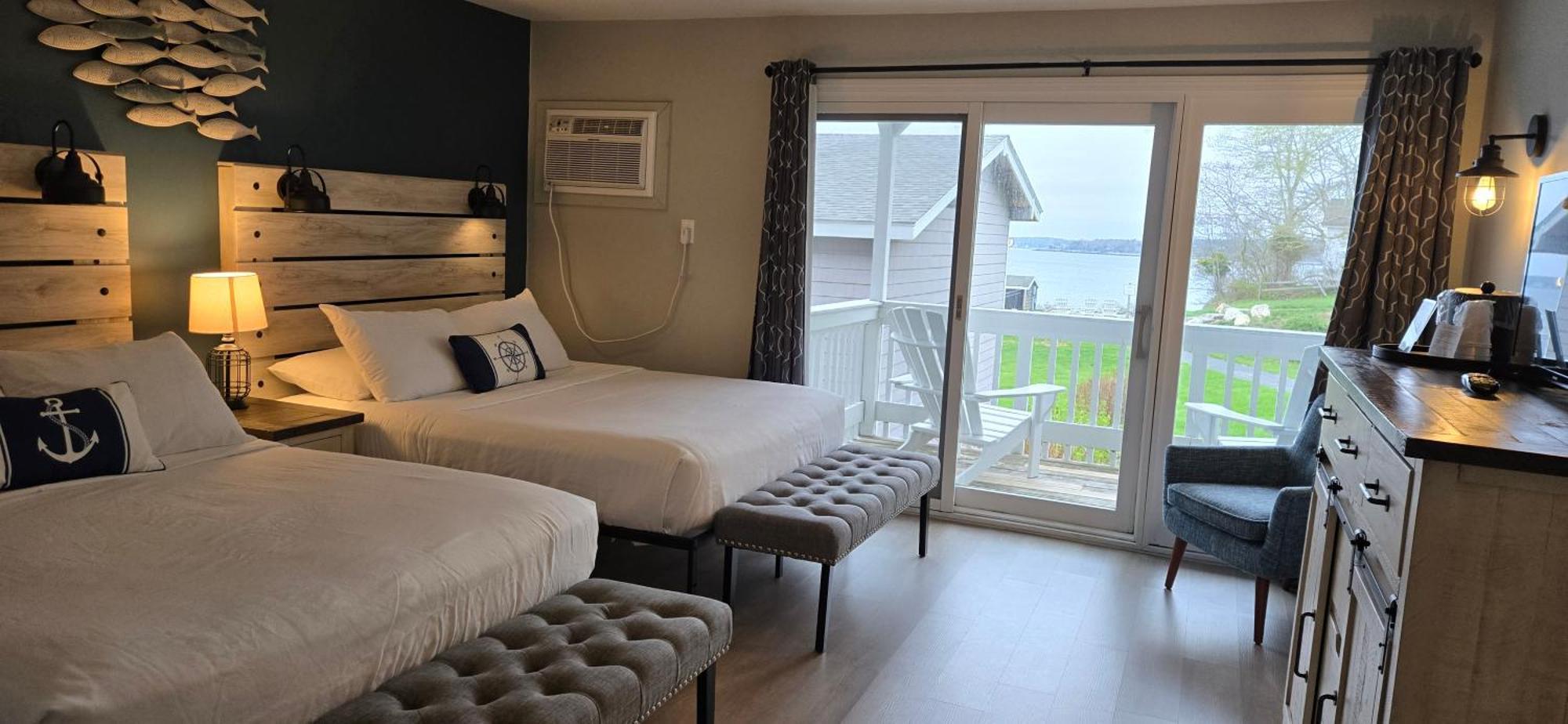 Smuggler'S Cove Inn Boothbay Exterior photo